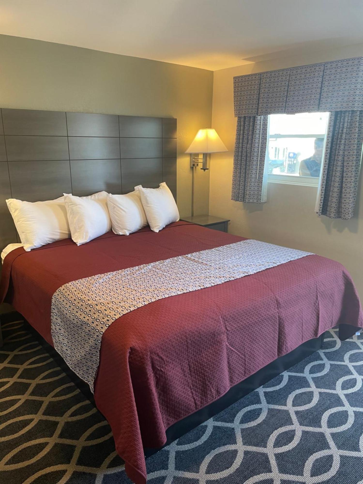 The Springwater Inn Итака Экстерьер фото