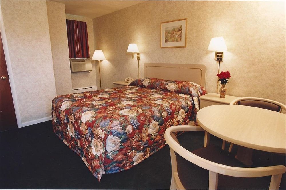 The Springwater Inn Итака Номер фото